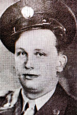 T/4 Robert N Stinger - RHQ?Srvc Co (Source: B Jeffries)